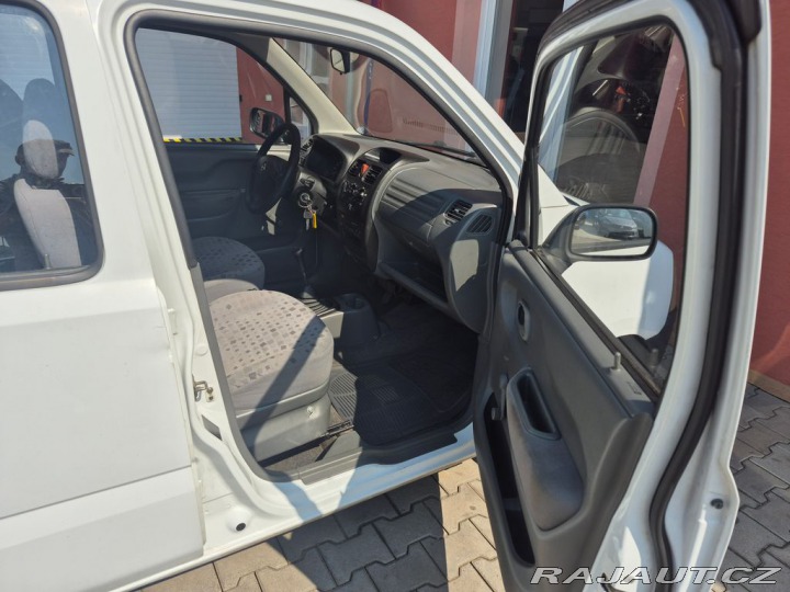 Opel Agila 1.0i 43kW 2000