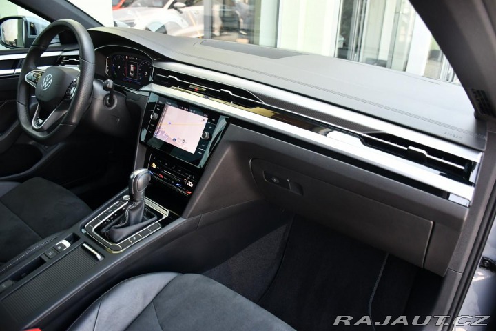 Volkswagen Arteon 2.0TDi R-LINE DSG TAŽNÉ Č 2022