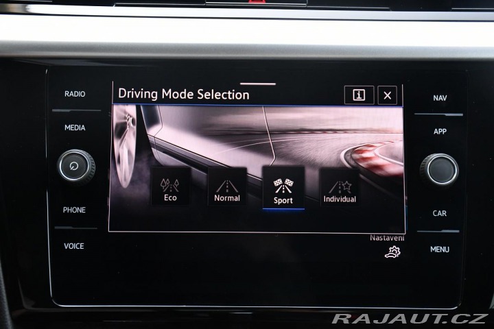 Volkswagen Arteon 2.0TDi R-LINE DSG TAŽNÉ Č 2022