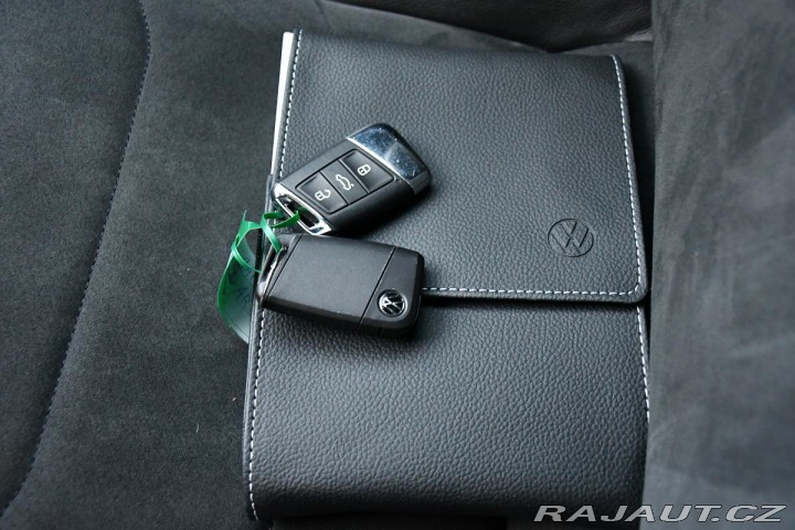 Volkswagen Arteon 2.0TDi R-LINE DSG TAŽNÉ Č 2022
