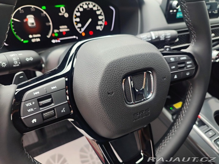 Honda Civic 2.0 e:HEV SPORT RED SKLAD 2025