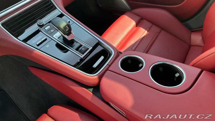 Porsche Panamera 4S 2019