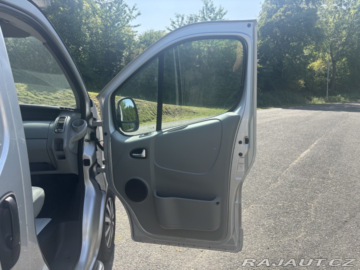 Opel Vivaro Střeš. nosič, Servis k. 2008