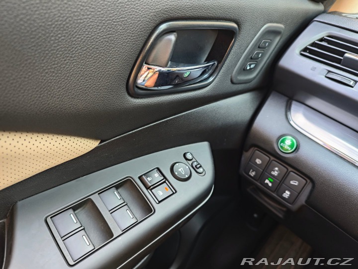 Honda CR-V 1.6 i-DTEC Executive 4WD 2015
