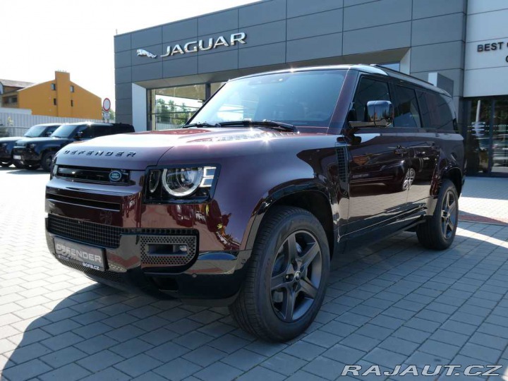 Land Rover Defender 130 3,0 X-Dynamic SE D300 2025