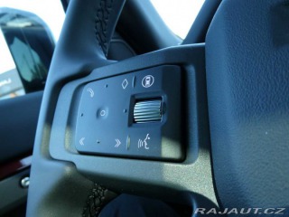 Land Rover Defender 130 3,0 X-Dynamic SE D300 2025