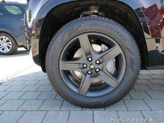 Land Rover Defender 130 3,0 X-Dynamic SE D300 2025
