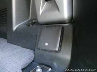Land Rover Defender 130 3,0 X-Dynamic SE D300 2025