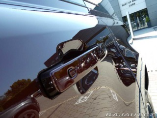 Land Rover Defender 130 3,0 X-Dynamic SE D300 2025