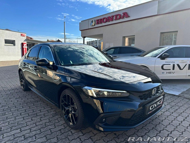 Honda Civic 2.0e:HEV Advance Black SK 2025