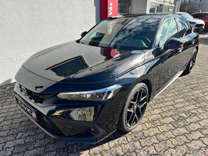 Honda Civic 2.0e:HEV Advance Black SK 2025