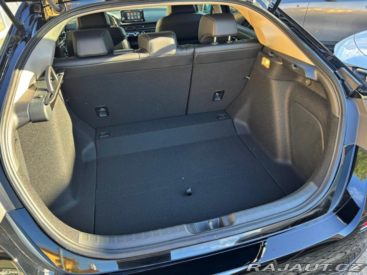 Honda Civic 2.0e:HEV Advance Black SK 2025