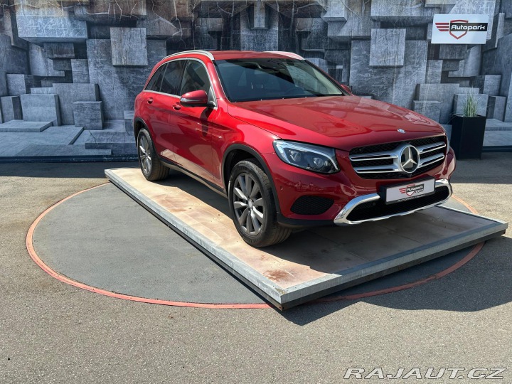 Mercedes-Benz GLC 250, DPH, 155KW,4X4,360°K 2016