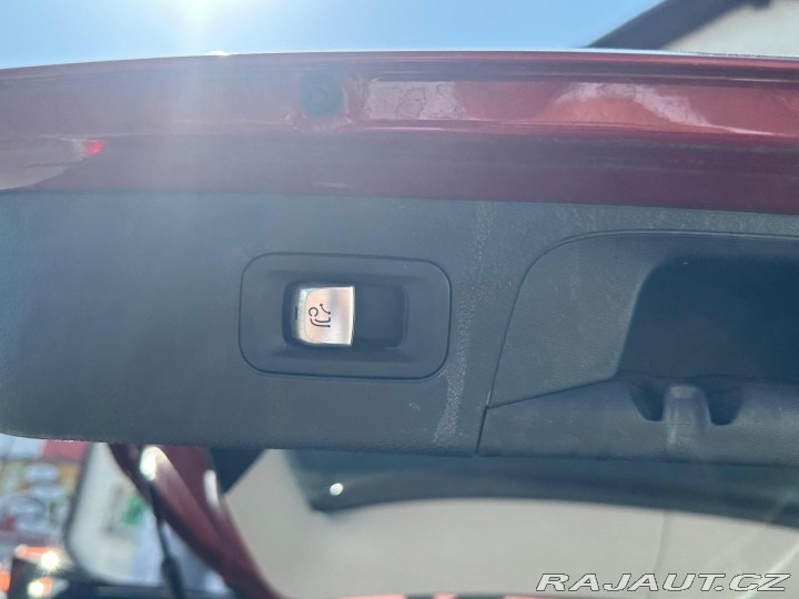 Mercedes-Benz GLC 250, DPH, 155KW,4X4,360°K 2016