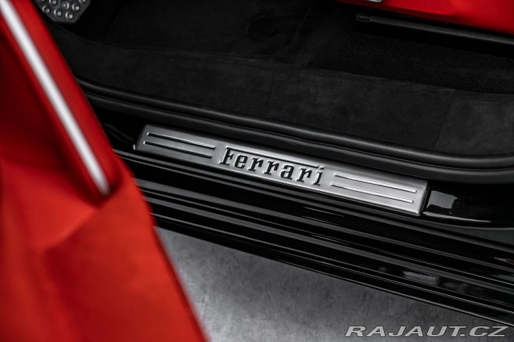Ferrari Purosangue  1800