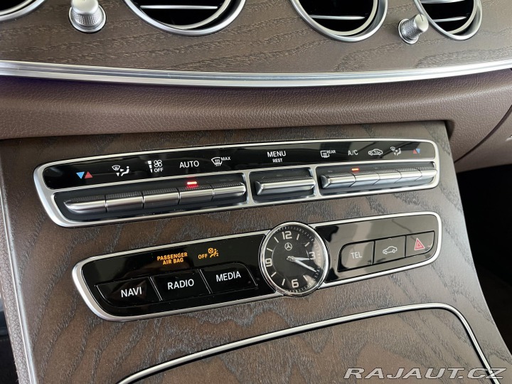 Mercedes-Benz E  1800