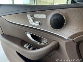 Mercedes-Benz E  1800