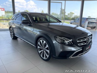 Mercedes-Benz E  1800
