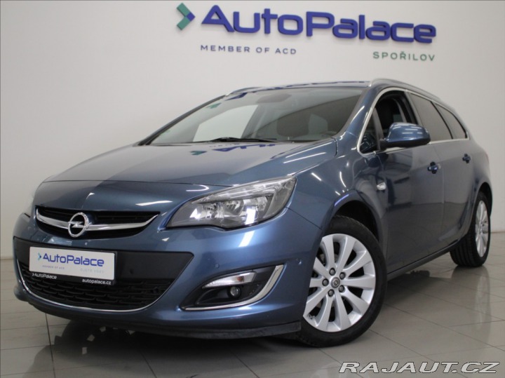 Opel Astra 1,4 T 103kW Cosmo TAŽNÉ Č 2015