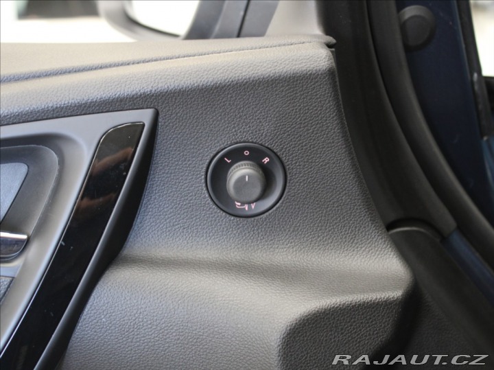 Opel Astra 1,4 T 103kW Cosmo TAŽNÉ Č 2015