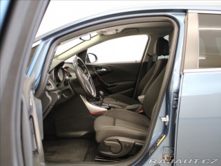 Opel Astra 1,4 T 103kW Cosmo TAŽNÉ Č 2015