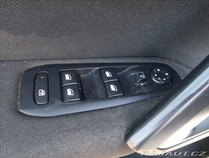 Peugeot 308 1,2 i PureTech ČR 2016