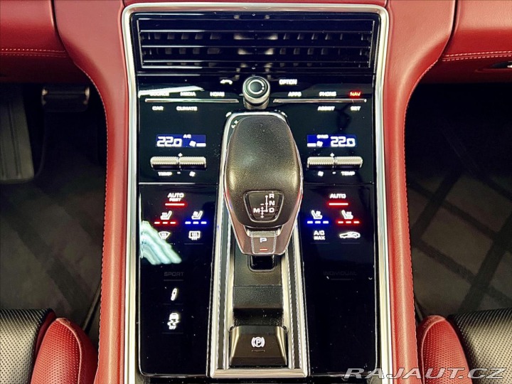 Porsche Panamera TURBO 404 KW, SPORT VÝFUK 2019