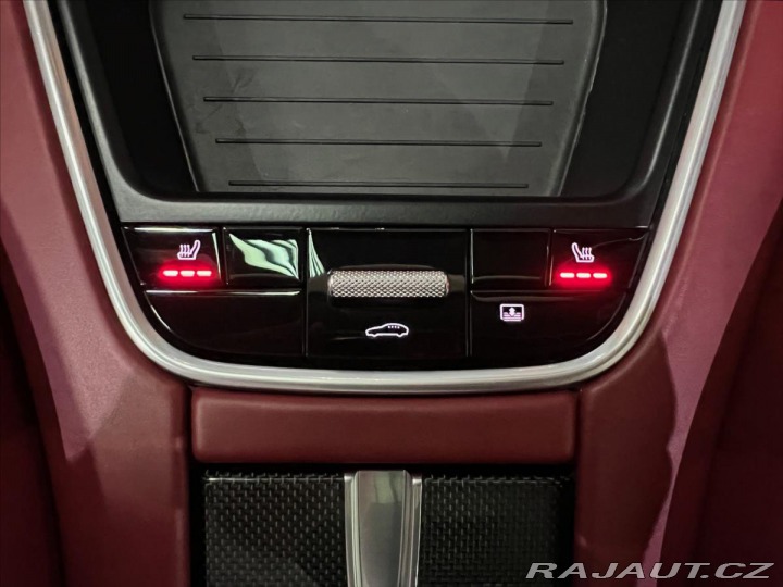 Porsche Panamera TURBO 404 KW, SPORT VÝFUK 2019