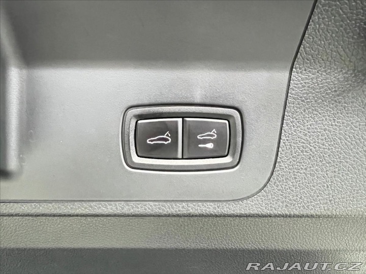 Porsche Panamera TURBO 404 KW, SPORT VÝFUK 2019