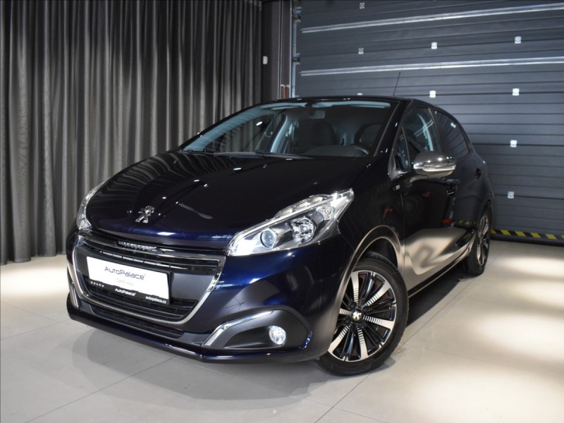 Peugeot 208 1,2 Style Parkovací senzo