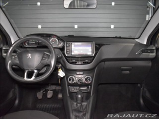 Peugeot 208 1,2 Style Parkovací senzo 2016