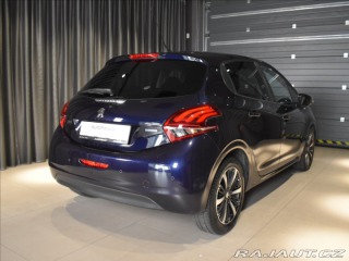 Peugeot 208 1,2 Style Parkovací senzo 2016