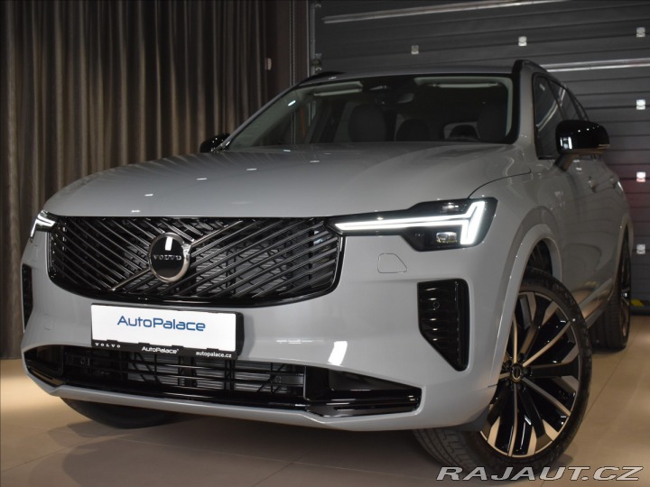 Volvo XC90 2,0 B5  Plus Dark 2025