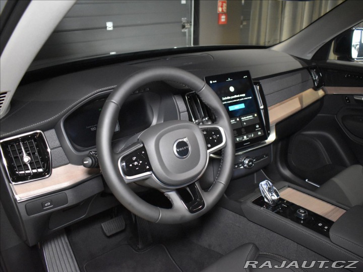 Volvo XC90 2,0 B5  Plus Dark 2025