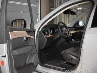Volvo XC90 2,0 B5  Plus Dark 2025