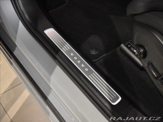 Volvo XC90 2,0 B5  Plus Dark 2025