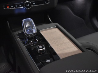 Volvo XC90 2,0 B5  Plus Dark 2025