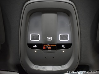 Volvo XC90 2,0 B5  Plus Dark 2025