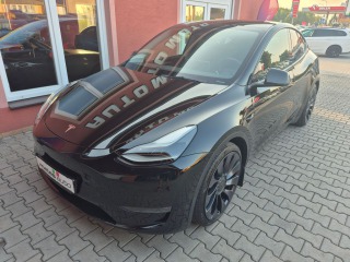 Tesla Model Y Long Range Performance 39