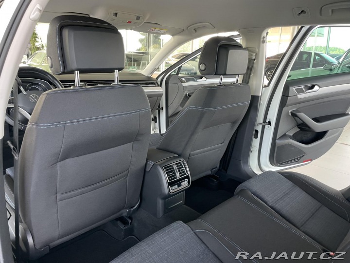 Volkswagen Passat GTE 160kW*MatrixLED*Masáž 2021