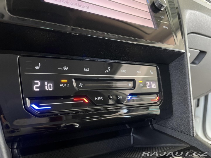 Volkswagen Passat GTE 160kW*MatrixLED*Masáž 2021
