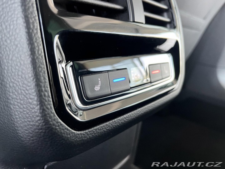 Volkswagen Passat GTE 160kW*MatrixLED*Masáž 2021