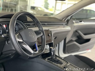 Volkswagen Passat GTE 160kW*MatrixLED*Masáž 2021