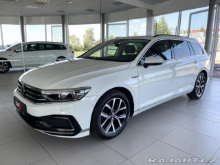 Volkswagen Passat GTE 160kW*MatrixLED*Masáž 2021