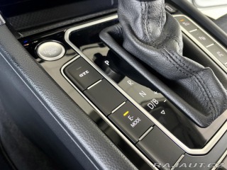Volkswagen Passat GTE 160kW*MatrixLED*Masáž 2021