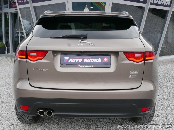 Jaguar F-Pace 2,0d 132kW AWD Automat ČR 2017