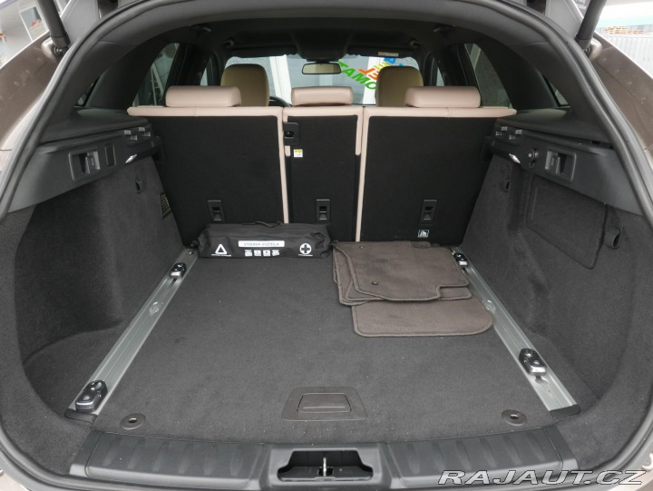 Jaguar F-Pace 2,0d 132kW AWD Automat ČR 2017