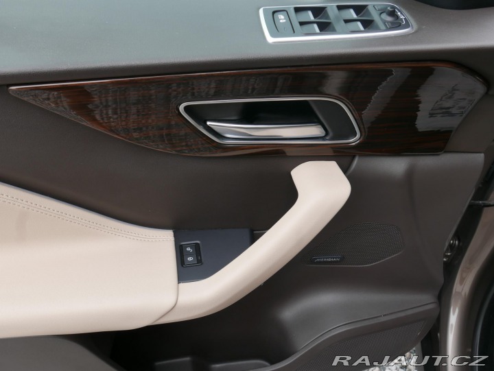Jaguar F-Pace 2,0d 132kW AWD Automat ČR 2017