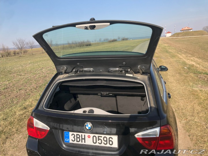 BMW 3 E91 325i 2007