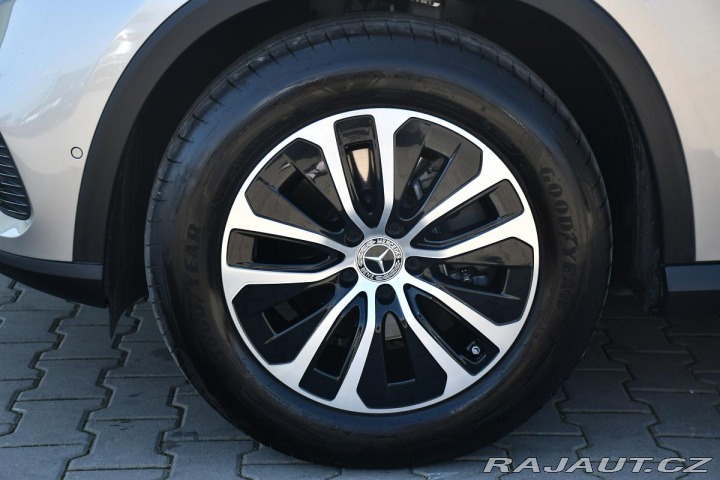 Mercedes-Benz GLC 220d 4MATIC FL ZÁRUKA 1M 2024